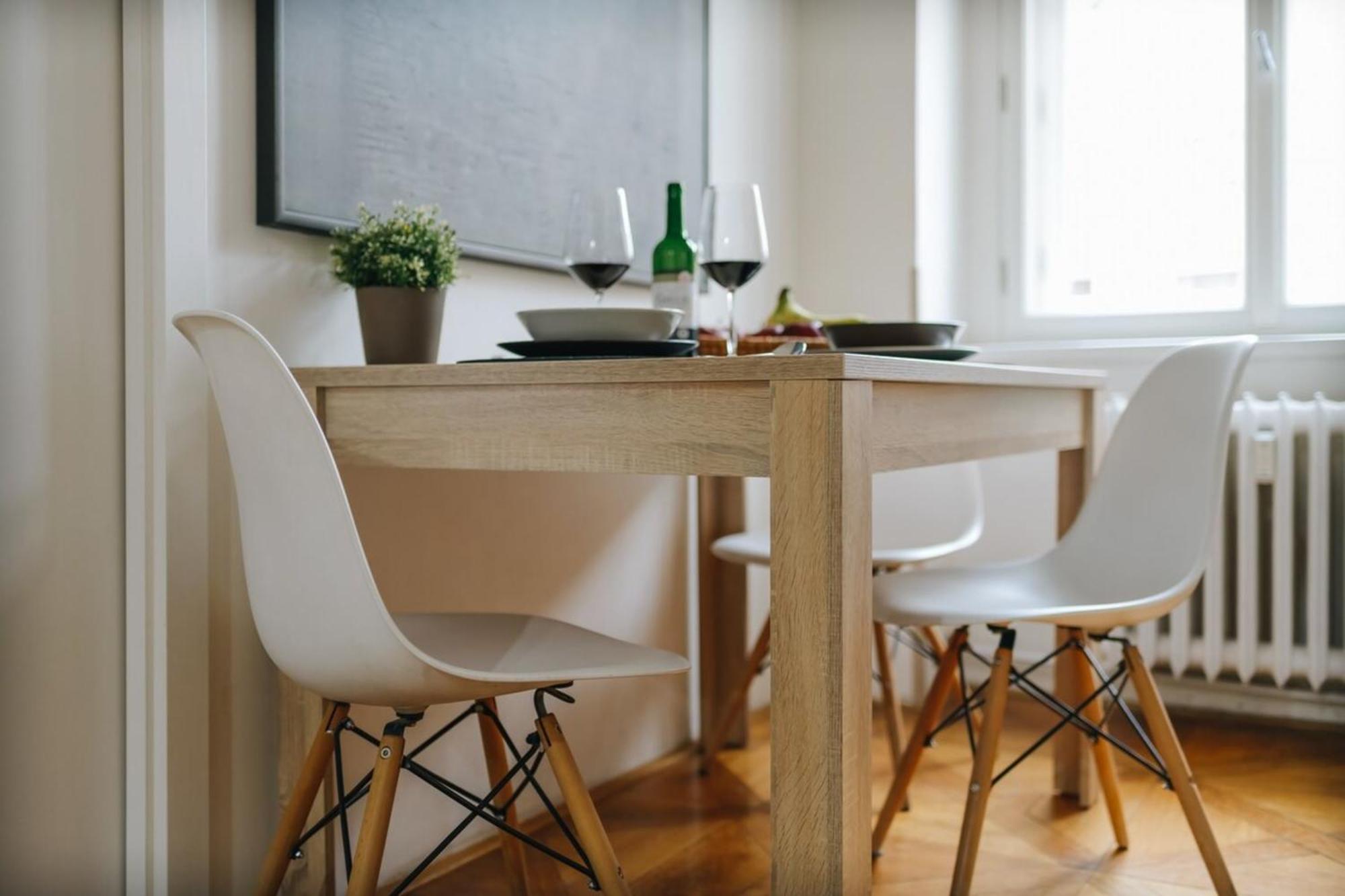 Cozy & Comfortable Apt Walking Anywhere You Want Sen 프라하 외부 사진